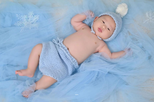 盐城宝宝不肯吸母乳怎么办